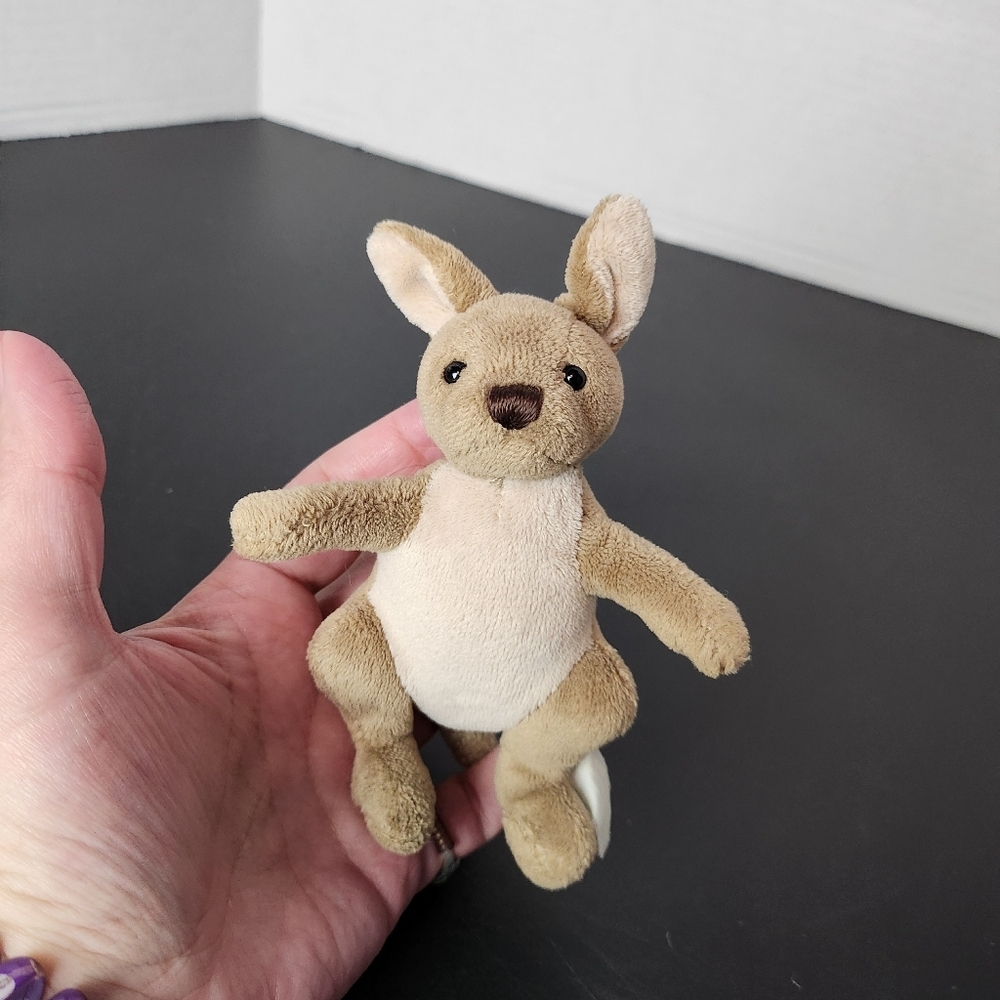 Gund Jirra the Kangaroo With Baby Plush Toy Stuffed Animal - Picture 9 of 10